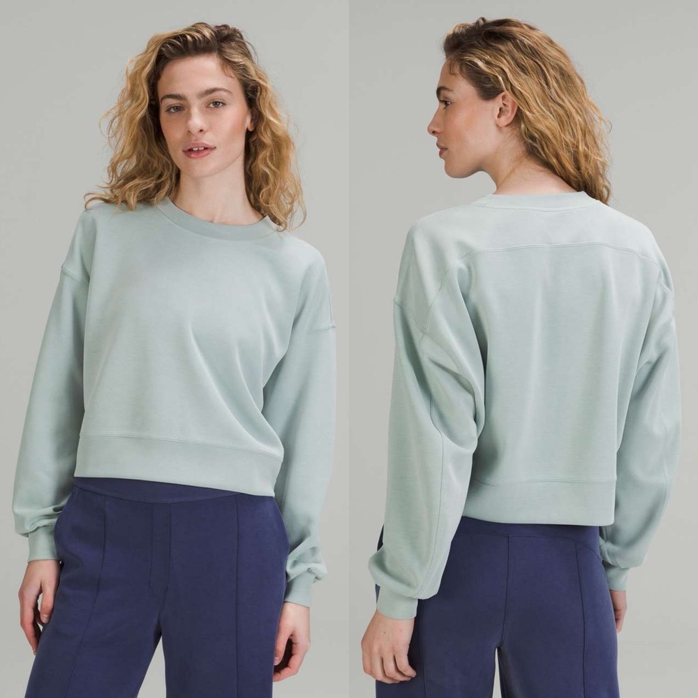 Lululemon Softstream Perfectly Oversized Cropped Crew Silver Blue Size 6